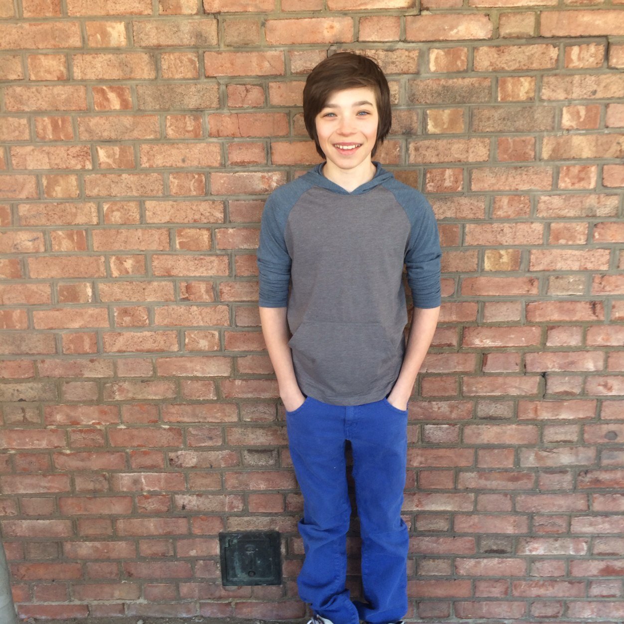 Hello I'm Spencer! I'm asking people to donate goats for orphans in Uganda. I would love for you to visit my website: http://t.co/caVebKKJaE 
Thank you!