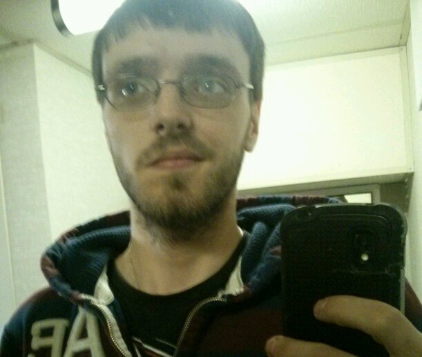 thiskidblayz's profile picture. Inquisitive Asshole.   #JRE #FkItBaylife #Roofing