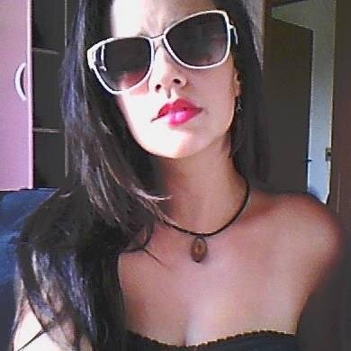 Deixe o sol secar suas lágrimas, deixa o mar limpar a sua alma de tudo que deixamos pra trás e vamos viver em paz.