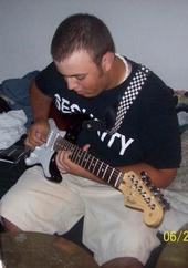 sipodemos1992's profile picture. I believe in music the same way children believe fairy tales.