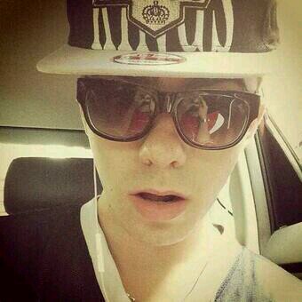 Nathan Sykes is the love of my life♥ TW means the whole world to me. they bright smiles light up my life♥ they're my light even if it's dark.♥