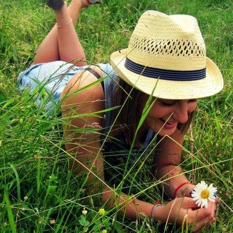 kendramarielee's profile picture. the further sky, the greater length; the more the storm, the more the strength