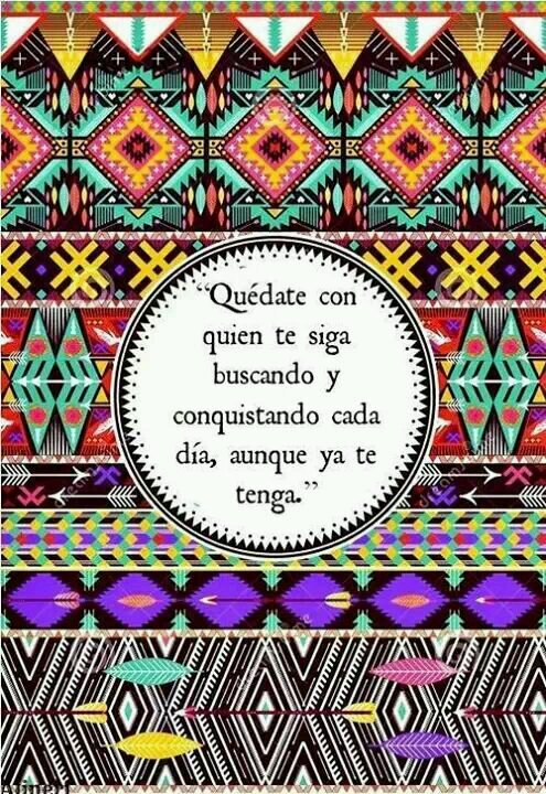 si algún día te sientes solo voltea al cielo y mira el sol... siempre esta solo pero no por eso deja de brillar.
