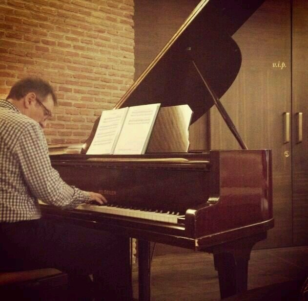 TanorobSerdna's profile picture. 