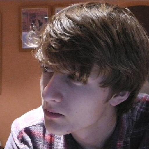 Sawnds's profile picture. Writing, Skating, studying and everything else.