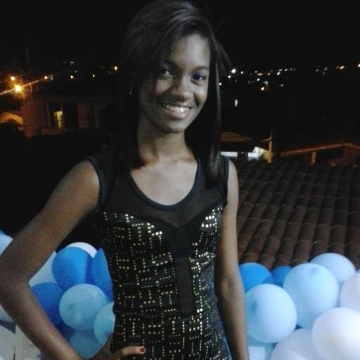 #Sou Flamenguista,amo sorriso maroto,amo tudo q é bom, sou marota oficial ,admiradora de quem merece respeito...
 vivo intensamente  .
bahia