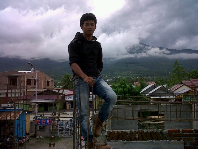Akhil siburuk rupah