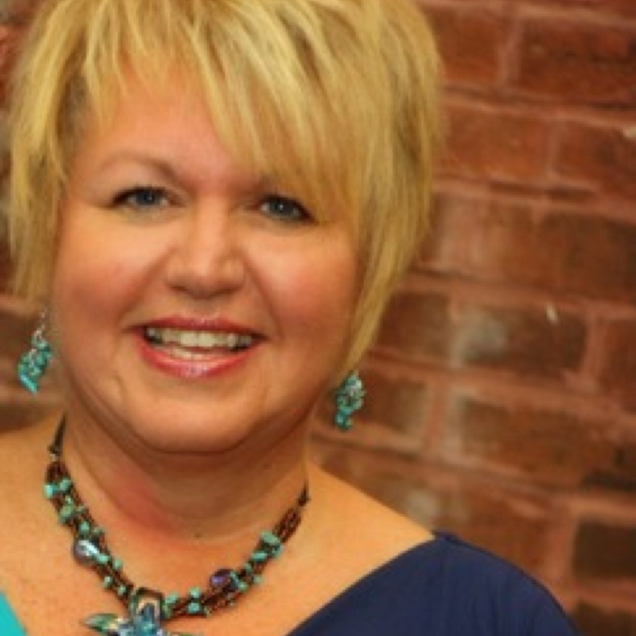 Believer, Wife, Mother of Incredible Adult Kids, Creative Dreamer, Product Developer, Loves to Create and Publish Books that Make A Difference, Marketer.