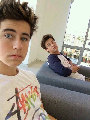 Please follow me Nash! it would mean the world to me!