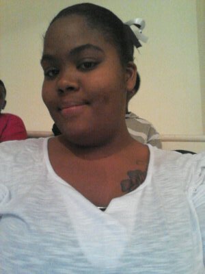 DaVille(CASHAY) IF I fuckz wit U Den U knw how Im kUmN n IF n0t aSk M3 kAus3 aInT n0 BItCh KaN t3lL u B3tTa (If U aiNt wAlK a MiL3 N mAh Sho3 d3n U d0nT kNw M3)