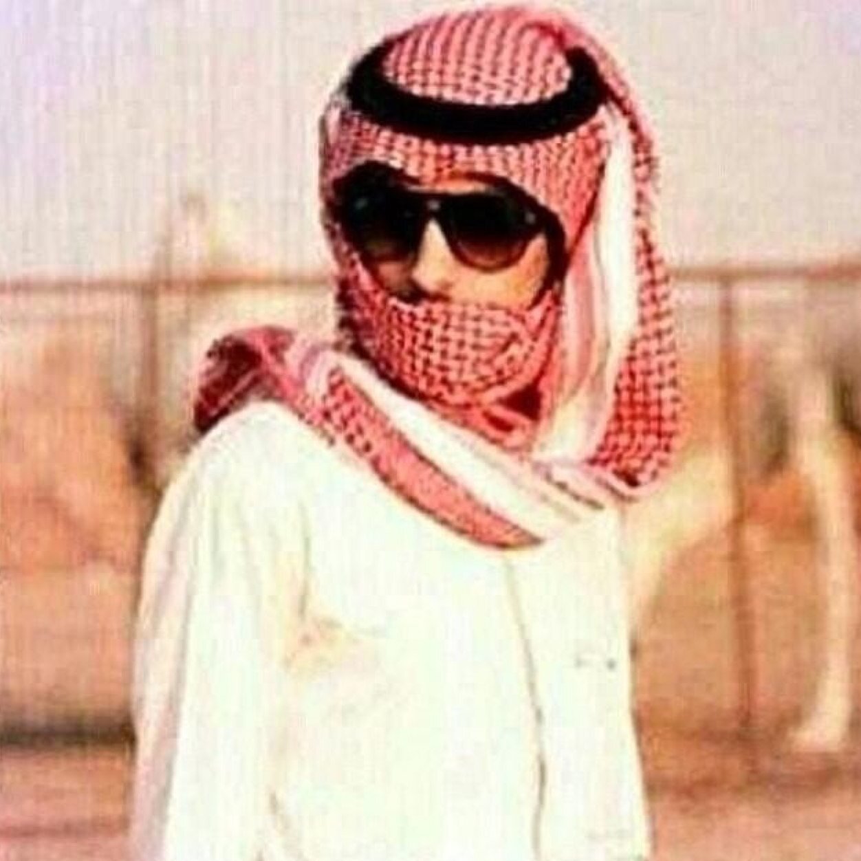 يالله عسى ماتكره النفس خيره... ياوالي الاحسان عليك التدابير