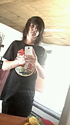 #Inked#Pierced#TeamFollowBack#TeamSkateBoarding#TeamGod#MetalHead#Drummer ♥@chellaqiiR♥iloveher..♡