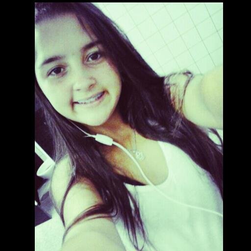 Ela naao anda ella desfilla (8'