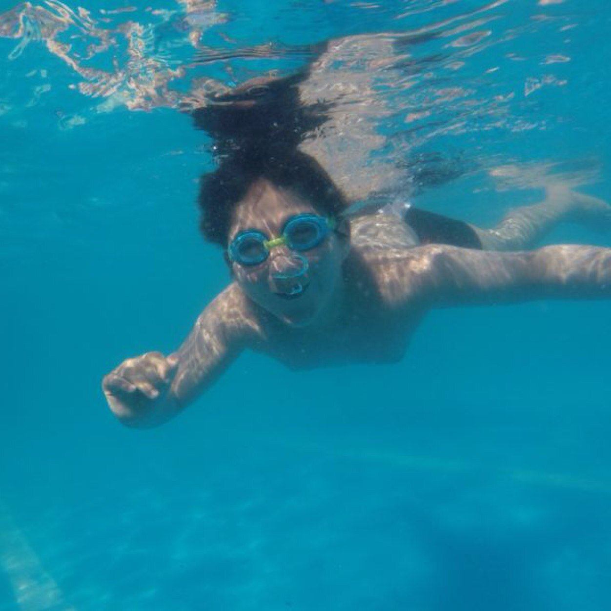 alexjove's profile picture. No pidas permiso. Hazlo ahora y - si es necesario - arrepiéntete