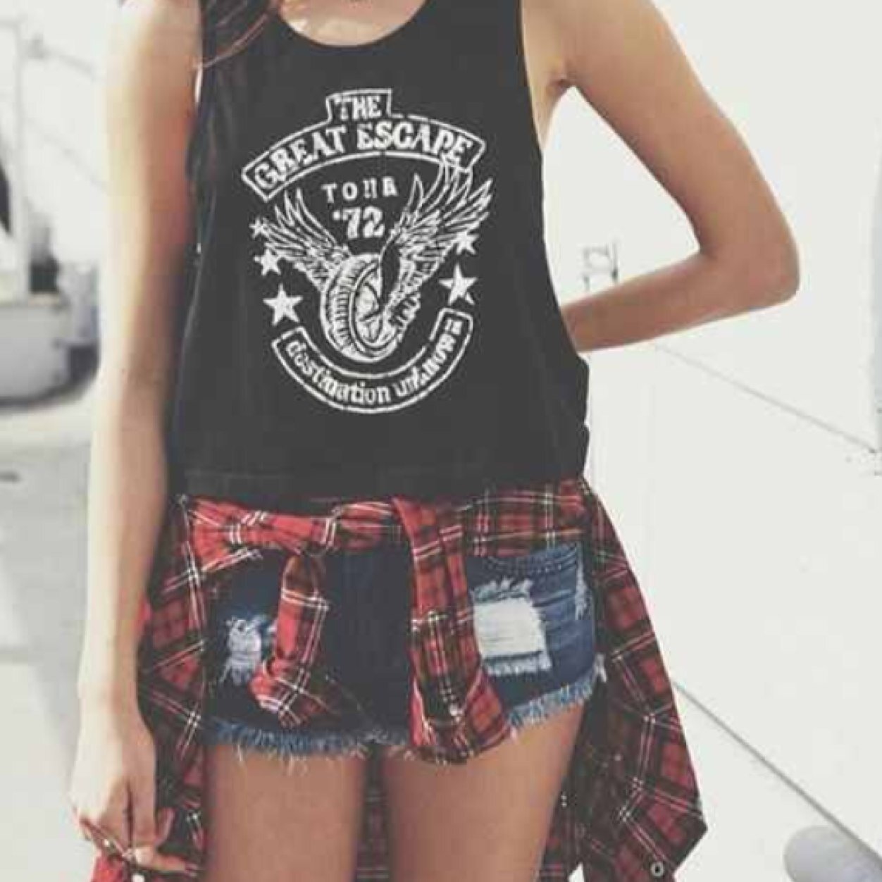 wanderervibes's profile picture. Sex and bad decisions.