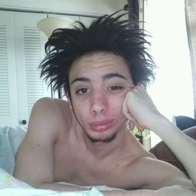 Gvrvvnchy's profile picture. golden aura w/ @finkletits                Neferkheperure-waenre