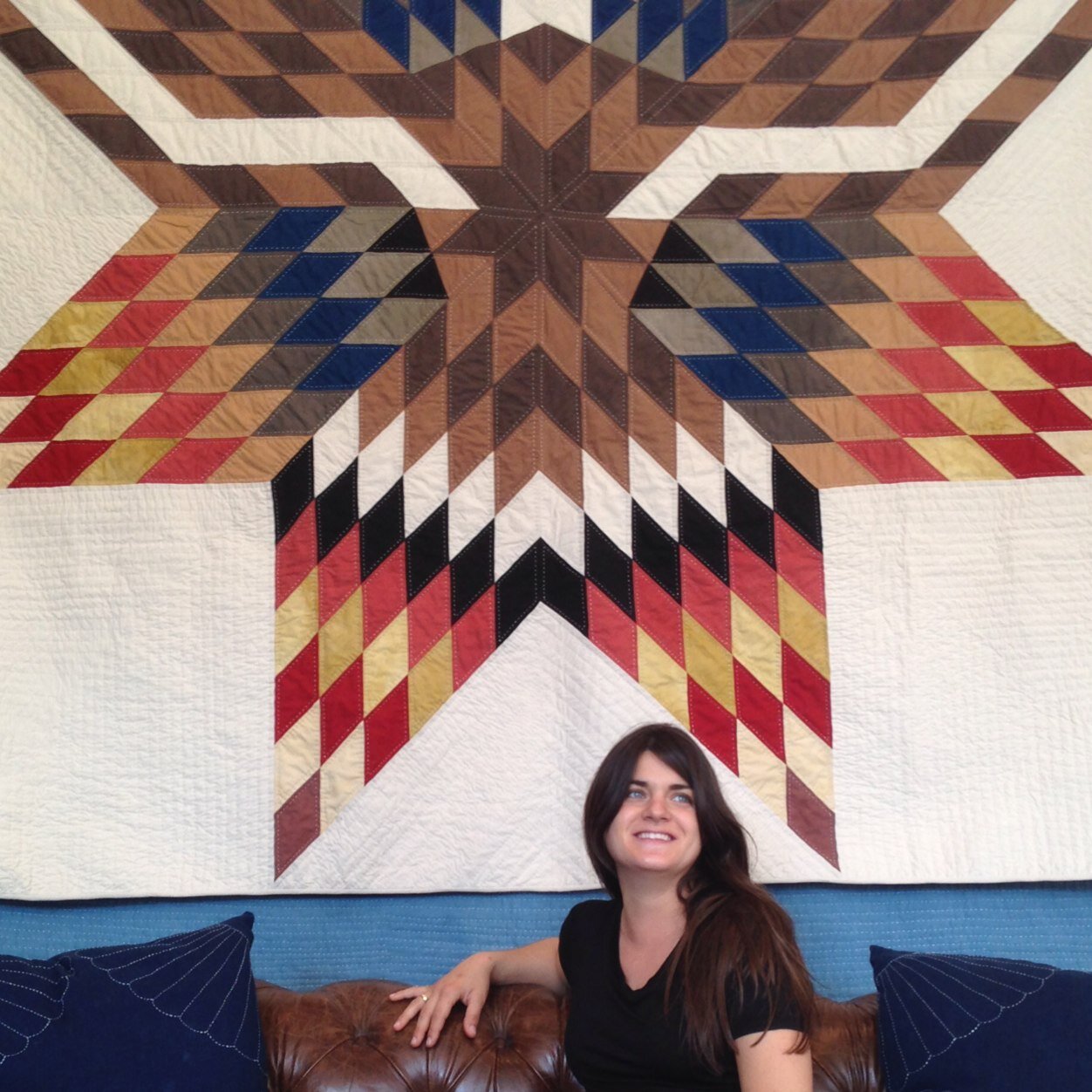 Handcrafted quilts & naturaly dyed fabrics. Deep in the heart of Texas.