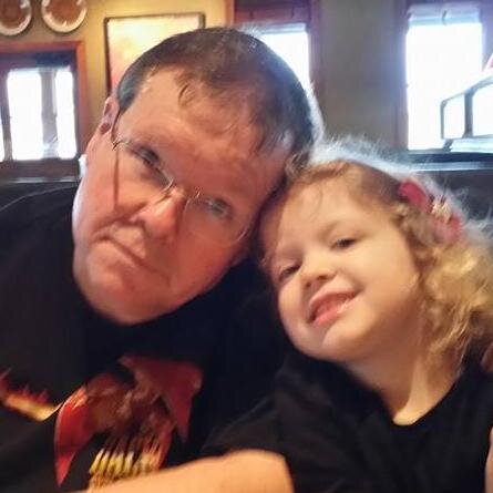 socrator's profile picture. Looking for interesting things