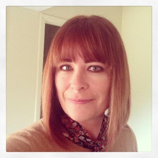 Interior Decorator- here to help with de-cluttering your life and your home. Let's live life with less stuff.