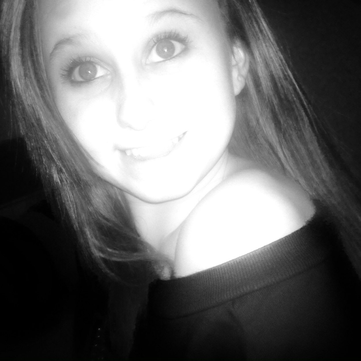 BUT FIRST, LEMME TAKE A SELFIE.