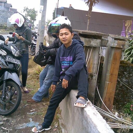 MU lovers, suka banget wisata kuliner, always update life sytle, suka berita politik, kesehatan & kebugaran tubuh yg paling utama dalam hidup