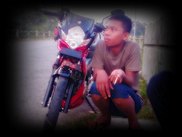 Hadapi degan senyuman IƝ 2AD27724