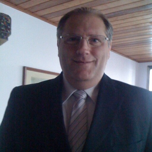 alharger's profile picture. Advogado