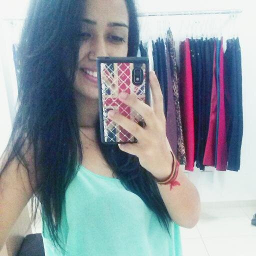 Somos tão jovens ♪
 http://t.co/Ac9qK8KBt9