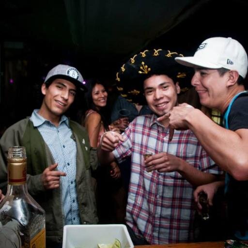hahahaha  vagandoo x el mundooo sk8