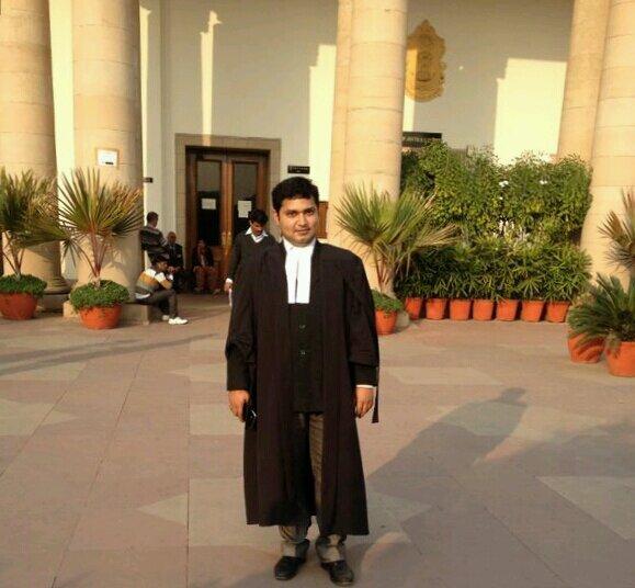 Advocate-on-Record, Supreme Court of India#Lawyer