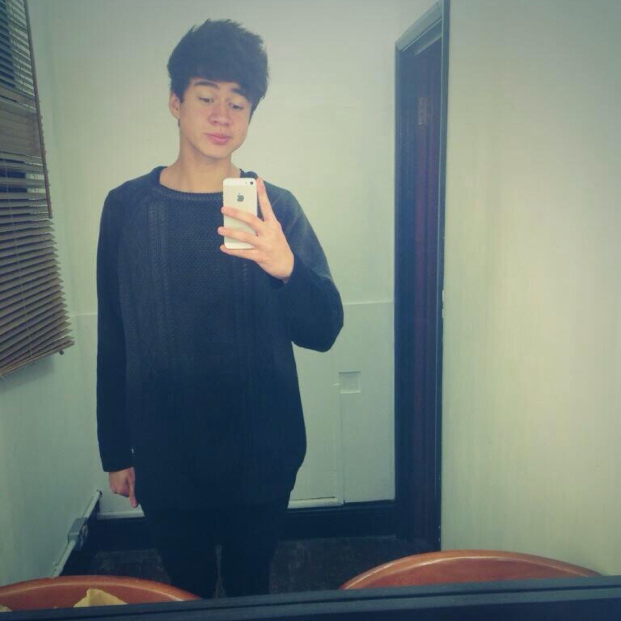 I love 5sos more than pizza