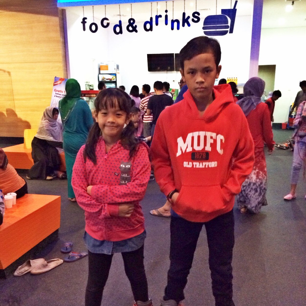 eugeniaezra's profile picture. Wonder women and Mother from the wonder kids Eugeniaezra