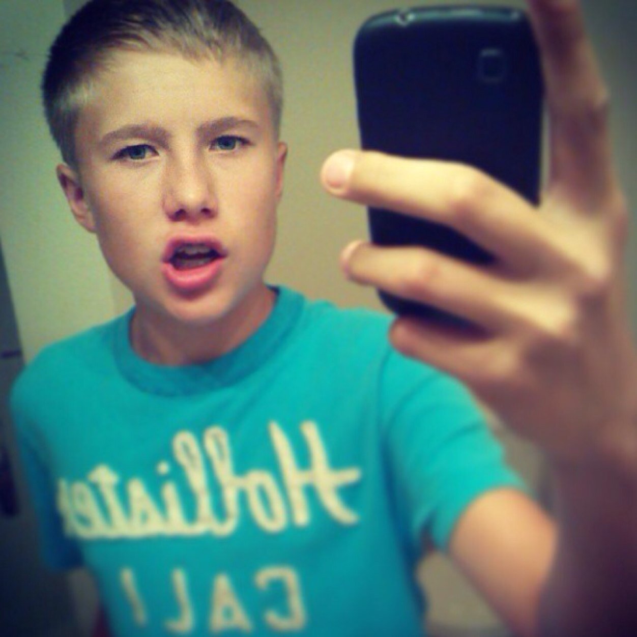 ItsJason_6_21's profile picture. I followed you