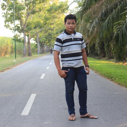 LUKMAN_VEALUZ's profile picture. 