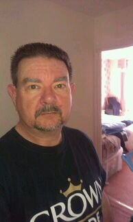 aloegeoff's profile picture. Painter  & Decorator and
Maker of stained glass panels