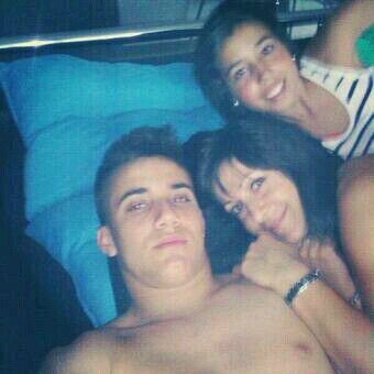 Leonorglezflore's profile picture. Extrovertida, noble, amiga de mis amigos, una persona normalmente diferente.