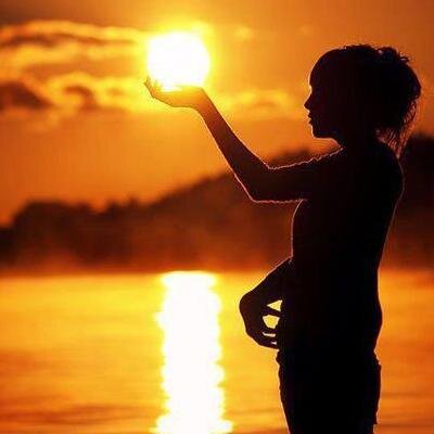 Angycovino's profile picture. 