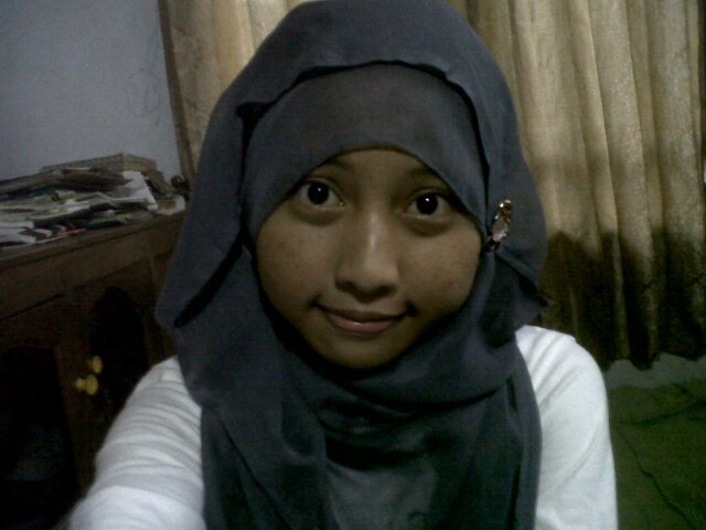 Suka banget ma Aliando..... Bulu matanya gak nguati.... Alisnya cetar membahana.............. (Y) #bang_Ali