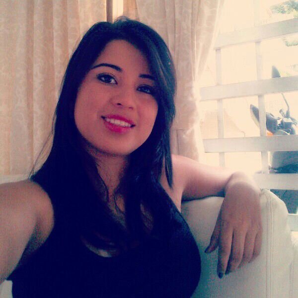 VaneGranada02's profile picture. 