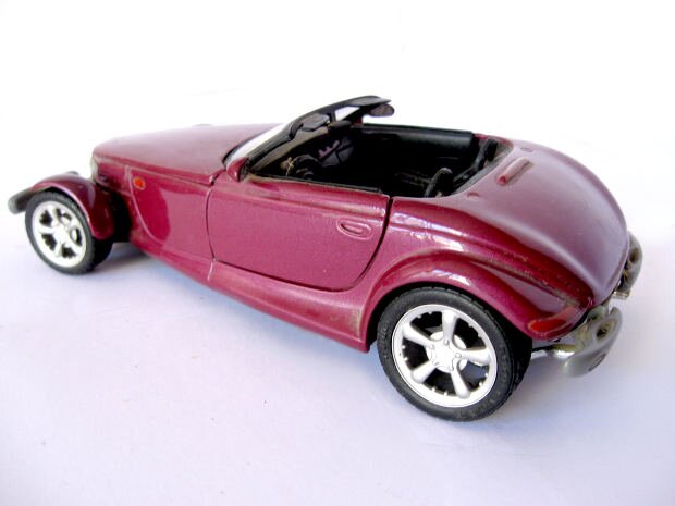 Rychlé autá a hezké holky.Kombinace, která neodmyslitelně patří k sobě.
Fast cars and pretty girls.A combination that inherently belongs together