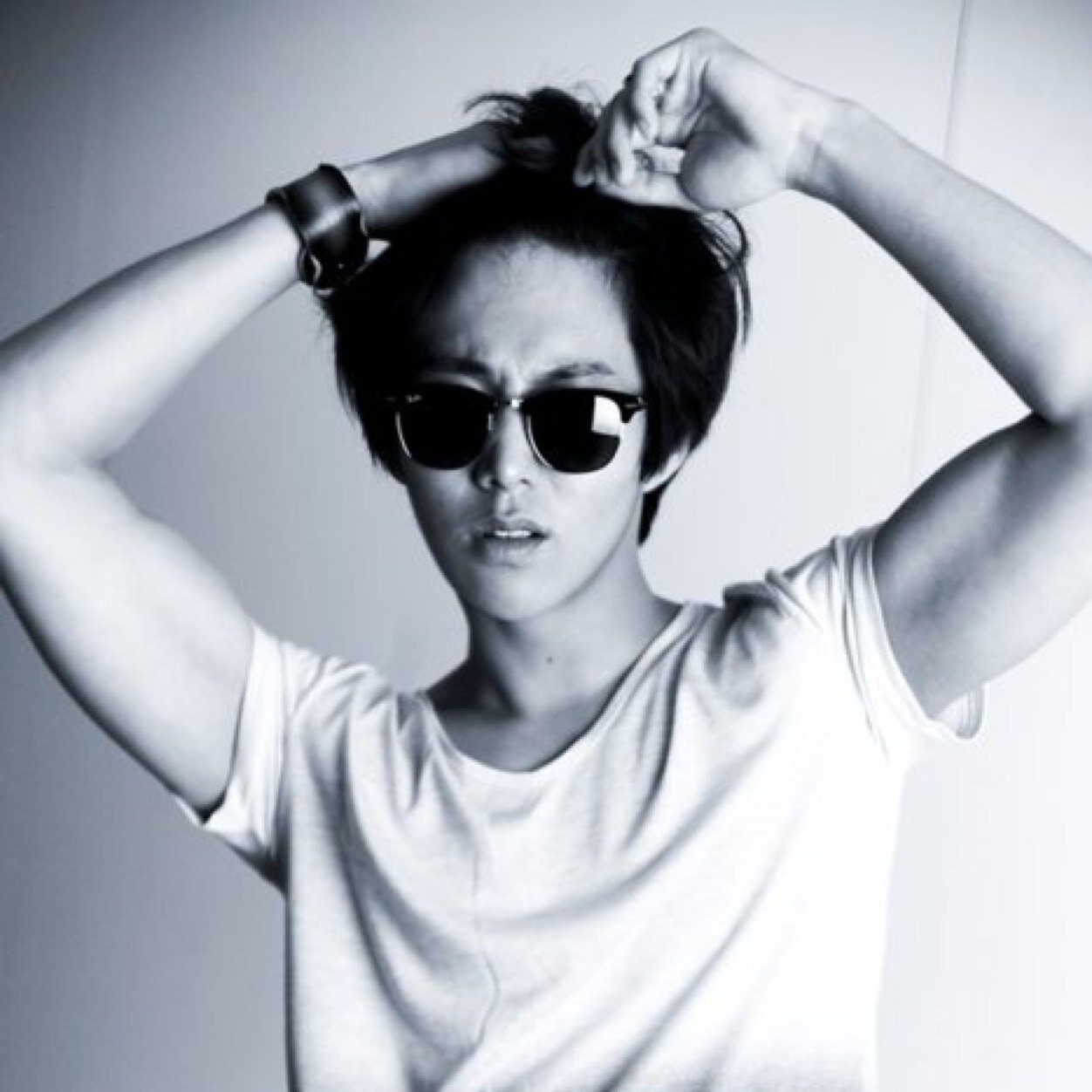 เจ็บกว่าการไม่มีความหวัง คือการไม่ลืมความหลัง สถานะ : ผู้ชายต้องห้าม ไม่ต้องการผูกมัด