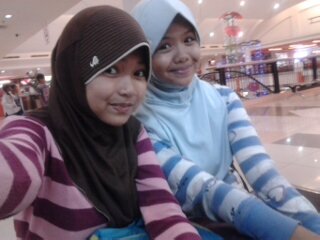 cssikalemszthea's profile picture. current obsessions: love / current projects: Jomblo Keep Smile / Carvil