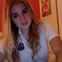 Chloe Wells  - @ChloeJadeWells1 - Twitter