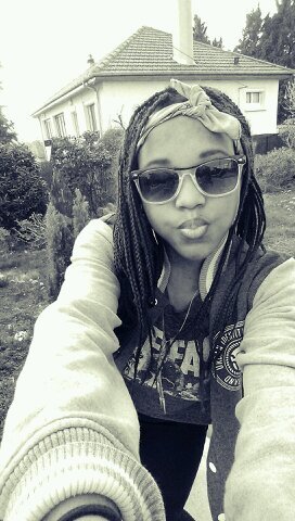 sympathique Avk Ts monde baby  follow me je follow back. #TeamAntilles  #TeamKidInk #TeamA$AP  #Teampsg #TeamKaaris XoXo