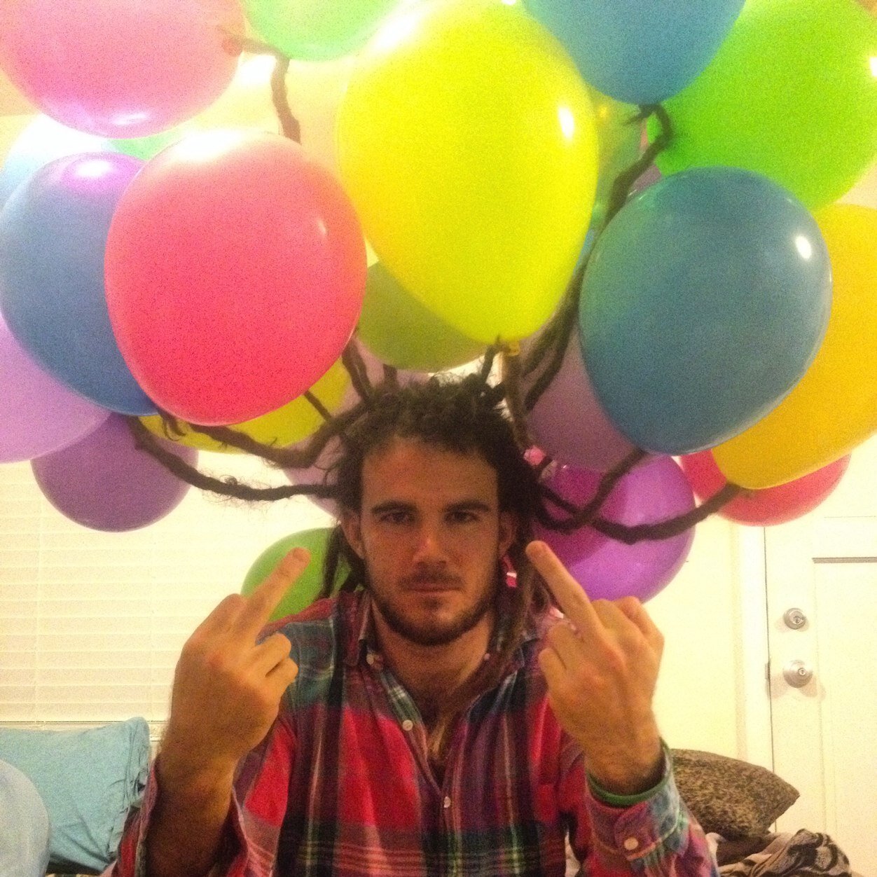 mfli326's profile picture. 