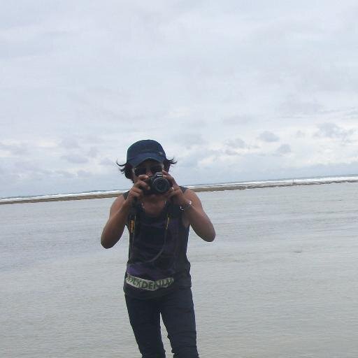 chaliem112's profile picture. penulis lepas, suka jengkol goreng, rastaman Oi,