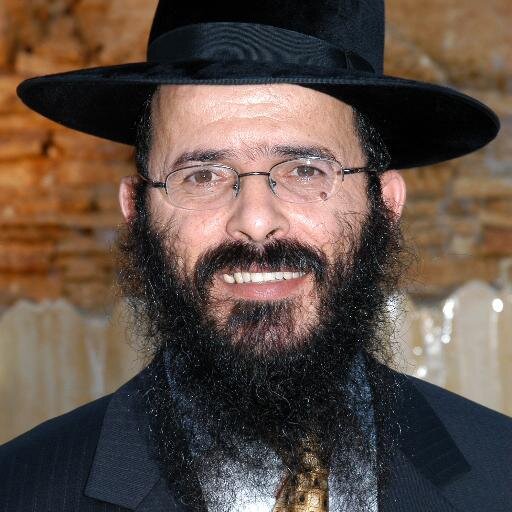 🔥פעילות תורה וחסד סביב לשעון מיסודו ולעילוי נשמתו של מו