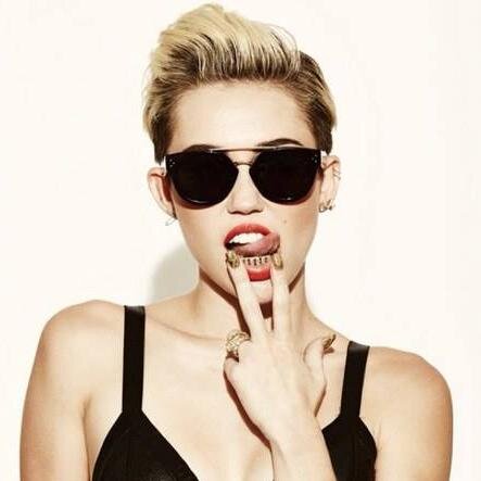 Quer saber mais ? gostou ? vai ver se eu to online *-*