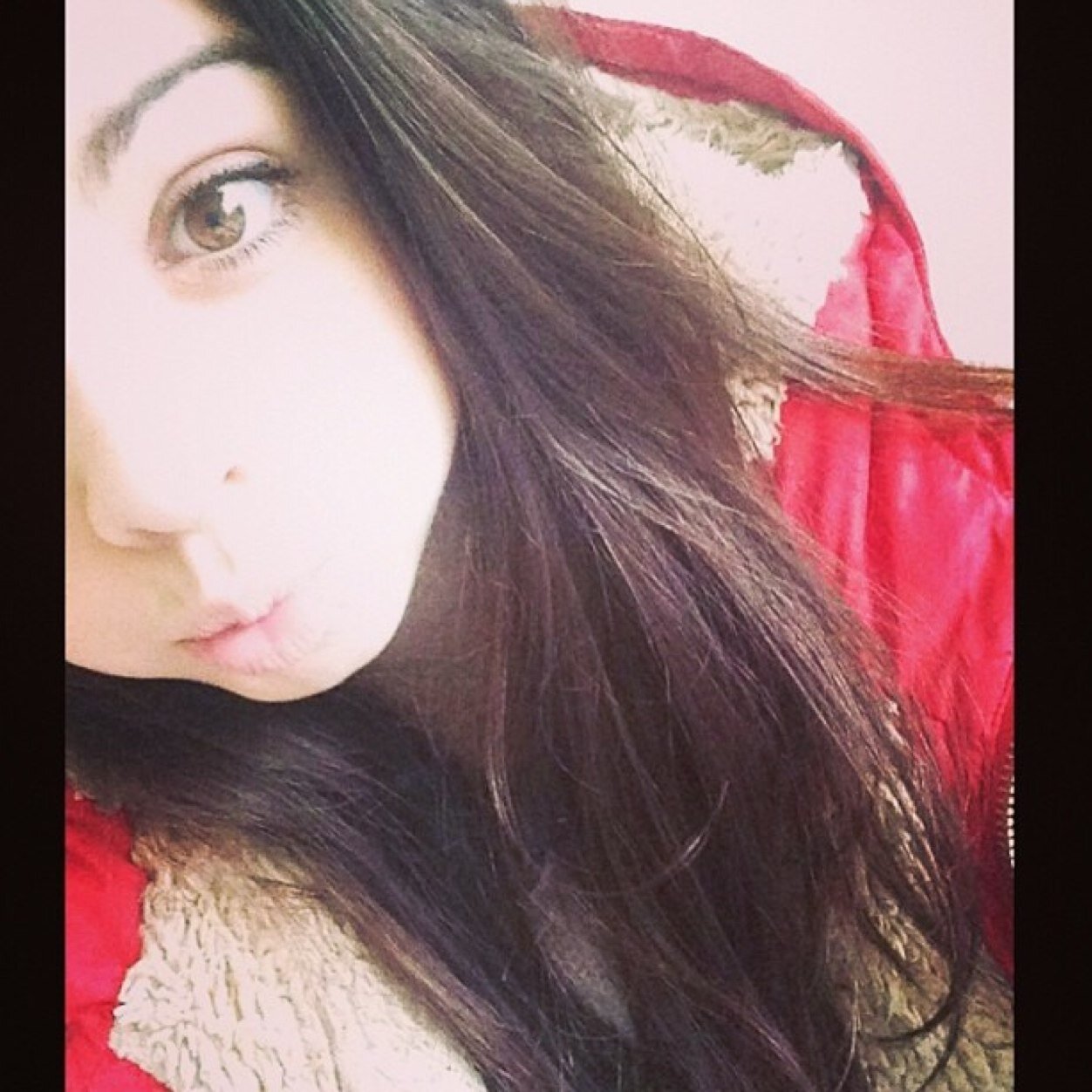 tanyaskinner98's profile picture. twitter @tanya_skinner