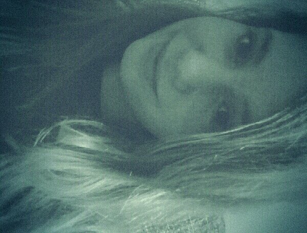 ~NSG| sanne debby kim love you| oma miss you| luf you |seppe ik mis je